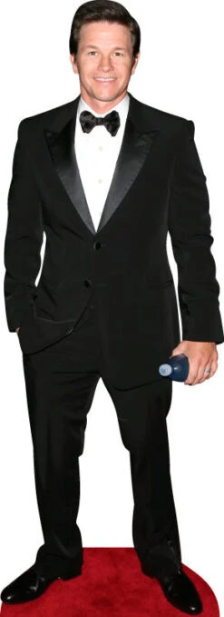 Mark Wahlberg 930 Celebrity Cutout